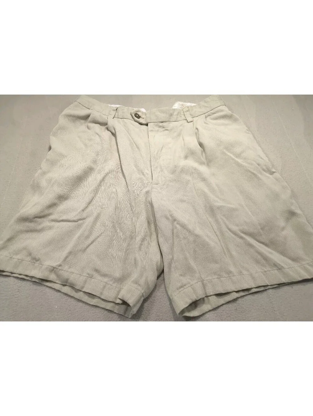 Jos A Bank Shorts Mens 36 Beige Chino Tencel Pleated Khaki Golf Casual Summer